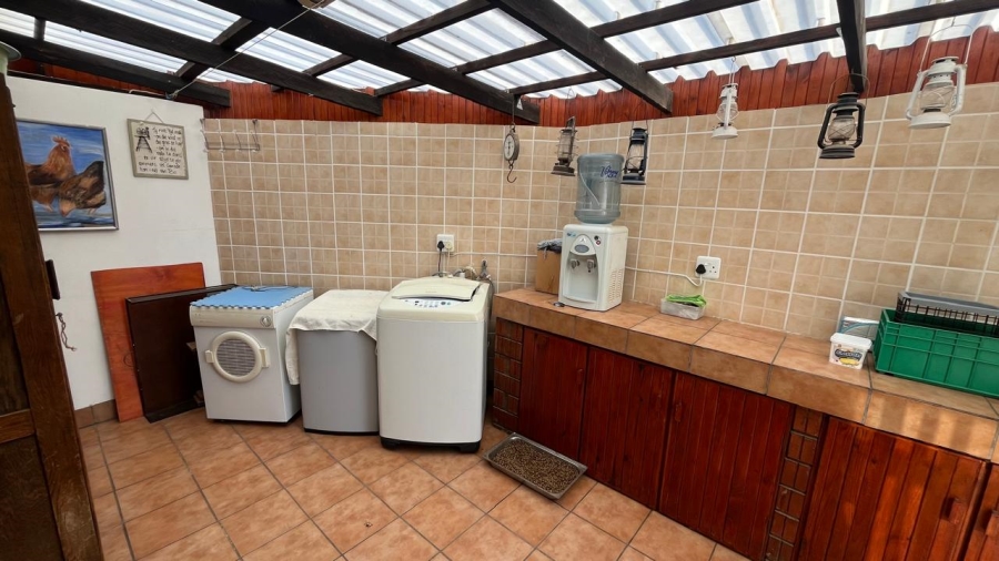 2 Bedroom Property for Sale in Wavecrest Eastern Cape
